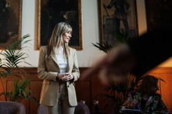 Bego&ntilde;a G&oacute;mez elige al exministro socialista Antonio Camacho como abogado en la causa de la denuncia de Manos Limpias