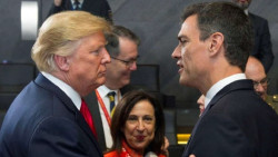 Donald Trump y Pedro S&aacute;nchez son figuras pol&iacute;ticas muy conocidas.   Mariano Cabrero B&aacute;rcena es escritor.