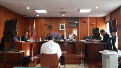  El acusado de abusar de su hijastra lo niega: "Eso es una aberraci&oacute;n total, algo contra natura"