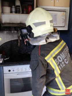 Extinguido un incendio en una vivienda de Santa Mar&iacute;a de Cay&oacute;n que ha provocado da&ntilde;os materiales