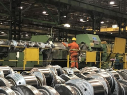 Francisco Mart&iacute;n inicia una ronda de contactos con cl&uacute;steres industriales para planificar escenarios tras la alarma