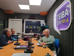 La tertulia de Teiba, en esta ocasi&oacute;n con Pelayo de moderador.&nbsp; &nbsp; &nbsp; &nbsp;Carlos Magdalena