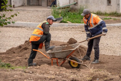 Las autorizaciones de trabajo a extranjeros se disparan un 82% en Cantabria en el primer cuatrimestre