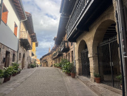 Llegan diez menores m&aacute;s de Ceuta, Melilla y Canarias a Cartes