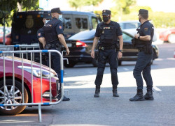 Un hombre mata a su mujer rompi&eacute;ndole el cr&aacute;neo y avisa a Emergencias diciendo que se hab&iacute;a tragado una espina